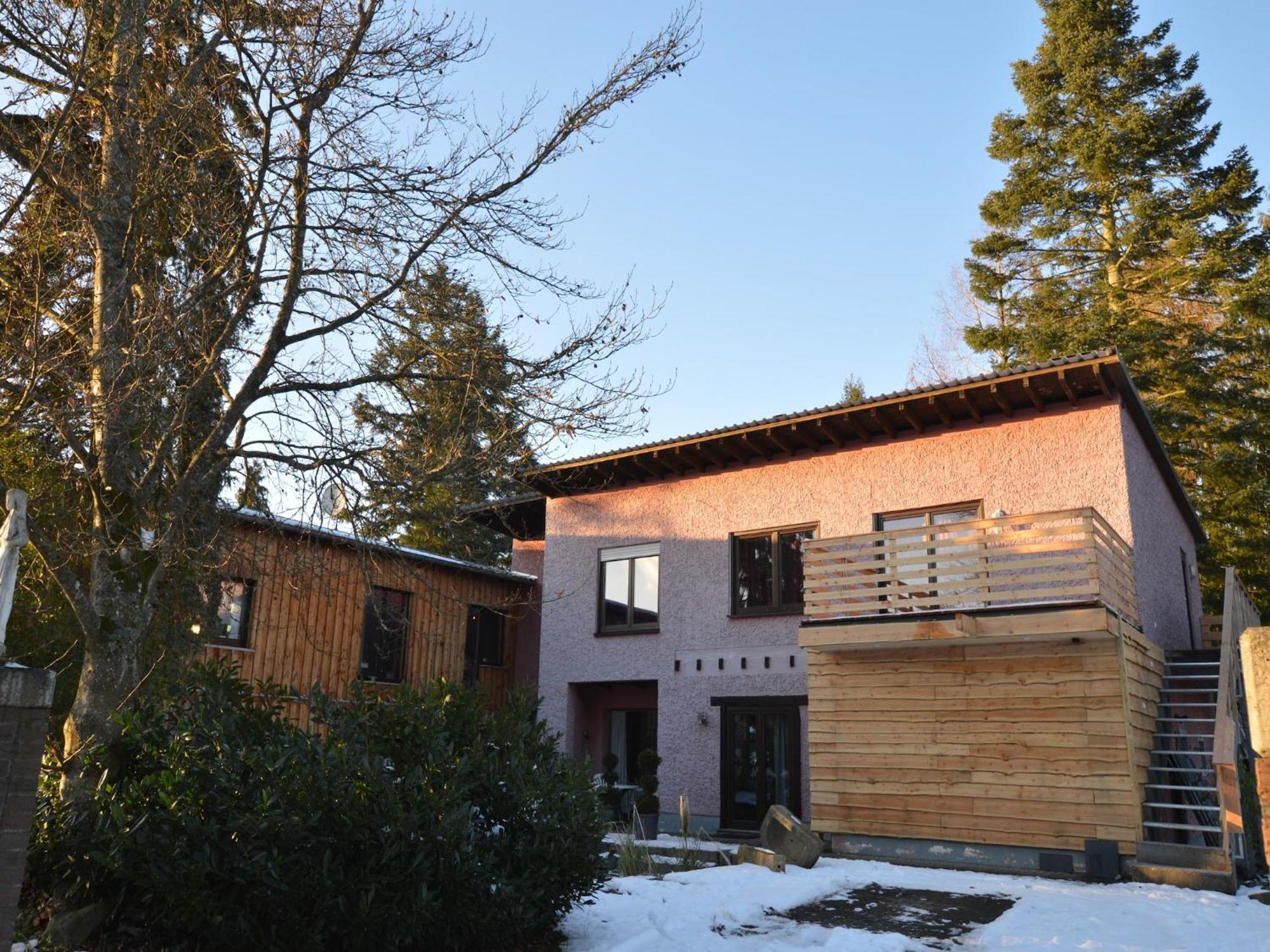 Cosy In With Balcony Apartment Manderscheid
