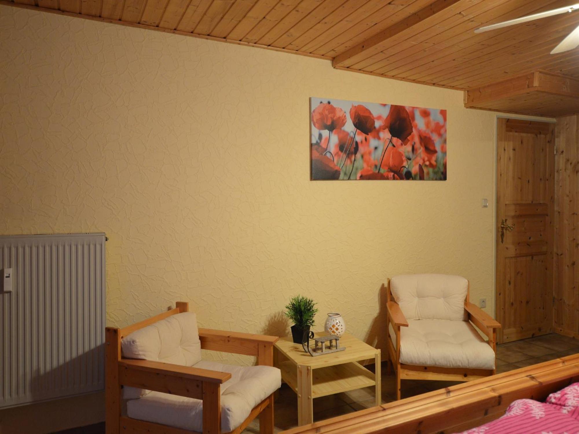 Cosy In With Balcony Apartment Manderscheid